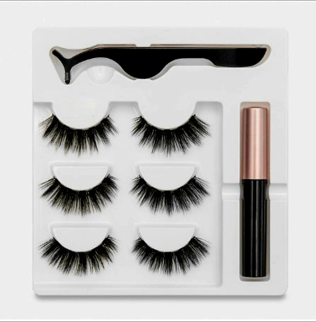 False Eyelash Kit