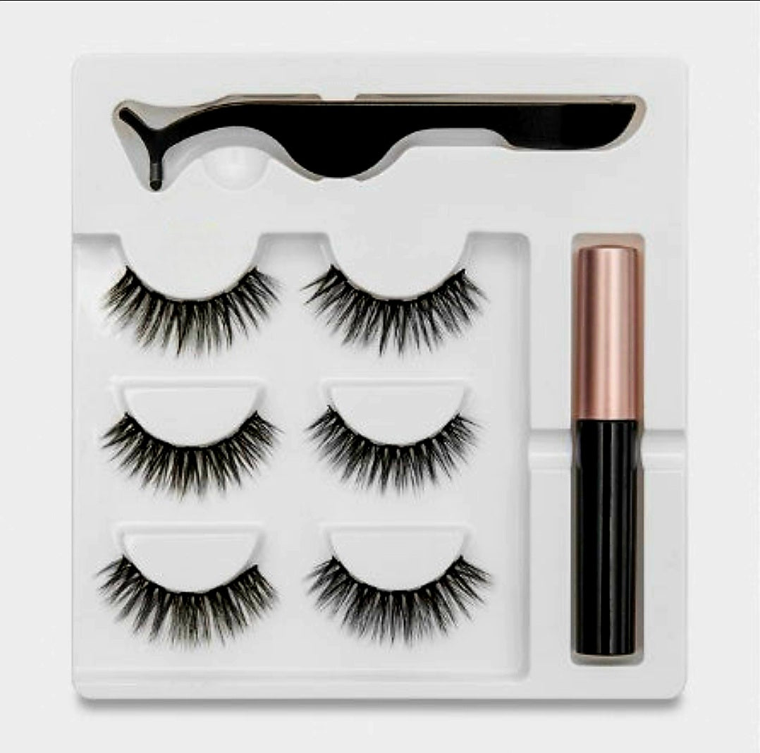 False Eyelash Kit